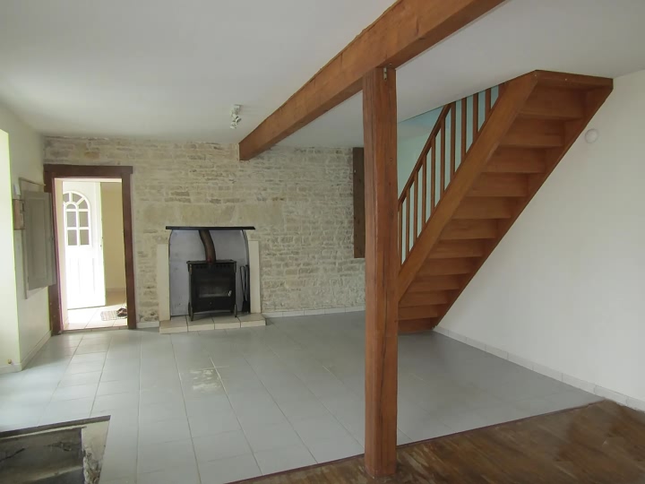 2 bed stone house for sale near Ardilleux