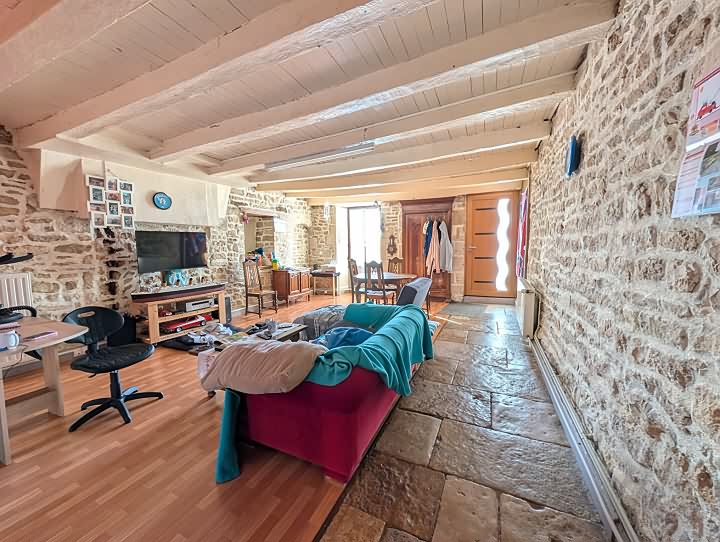 3 bed stone house for sale near Gentray