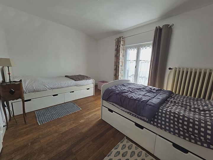 4 bed stone house for sale near Gentray