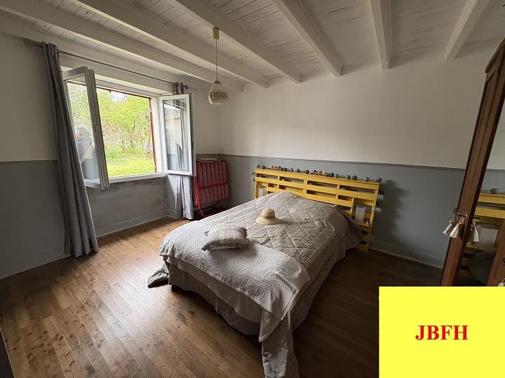 2 bed house for sale near Pliboux