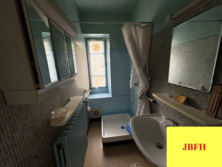 2 bed house for sale near Pliboux