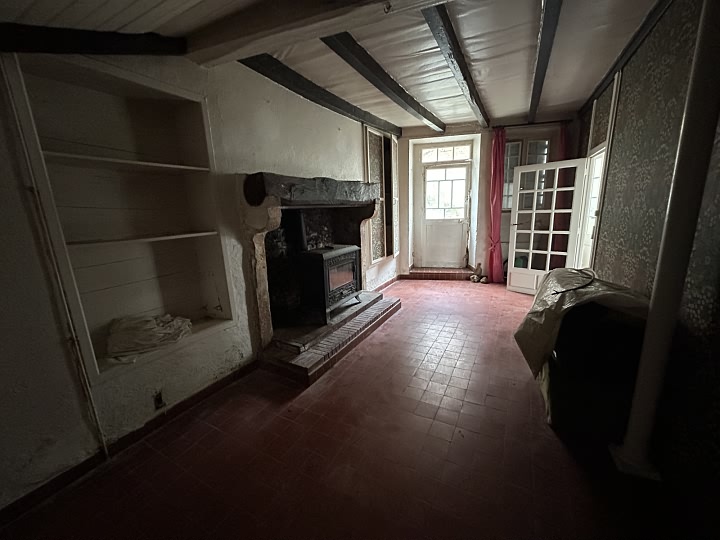 4 bed stone house for sale near Suaux