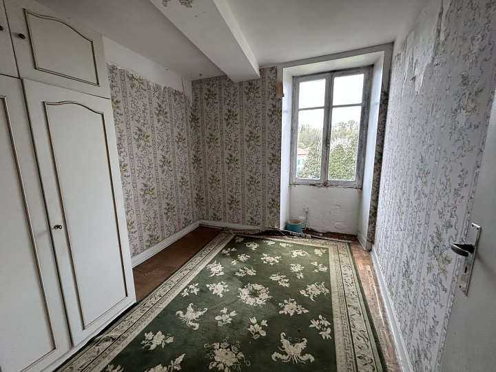 4 bed stone house for sale near Suaux
