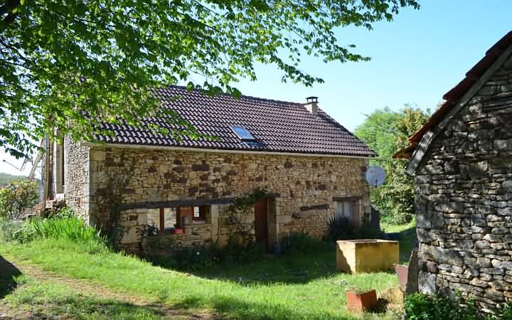 2 bed stone house for sale near Aubas