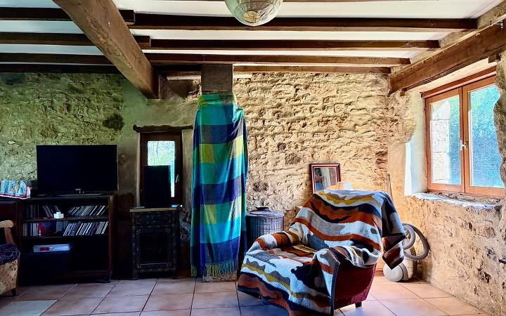 2 bed stone house for sale near Aubas