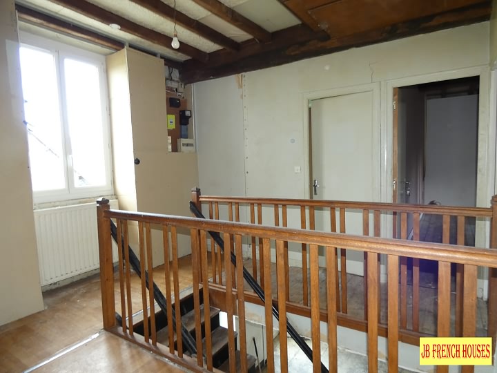 4 bed stone house for sale near Lapenty