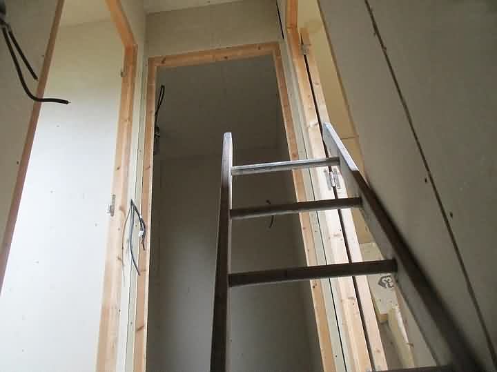 Farmhouse to renovate near Keraden