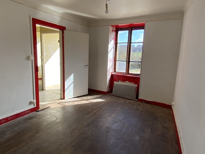 2 bed château for sale near Grand Bueix
