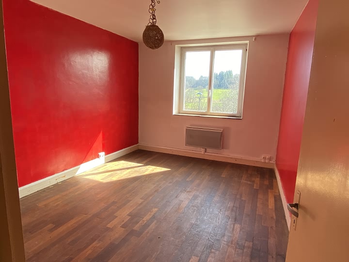 2 bed château for sale near Grand Bueix