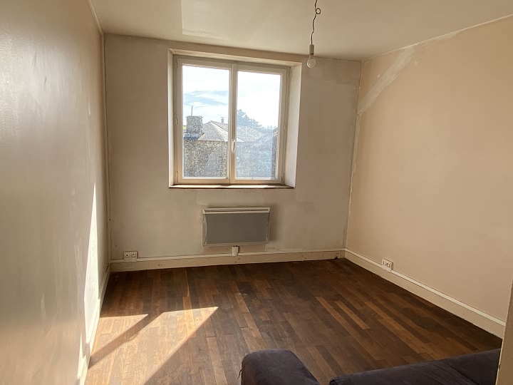2 bed château for sale near Grand Bueix