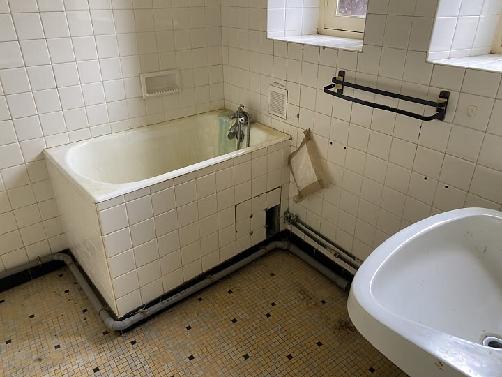2 bed château for sale near Grand Bueix