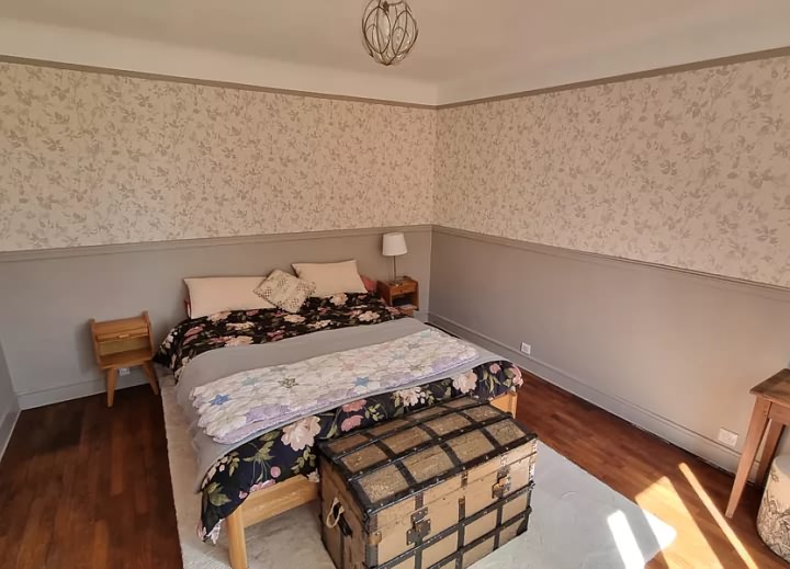 4 bed stone house for sale near Glénic
