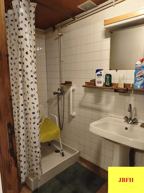 2 bed stone house for sale near Vienne And Haute Vienne
