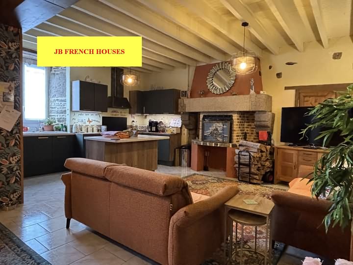 3 bed stone house for sale near Lesbois