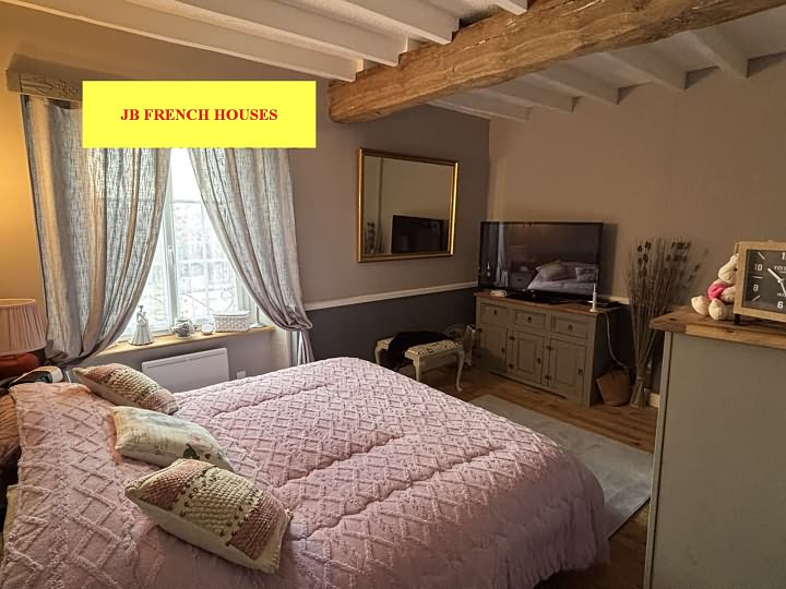 3 bed stone house for sale near Lesbois