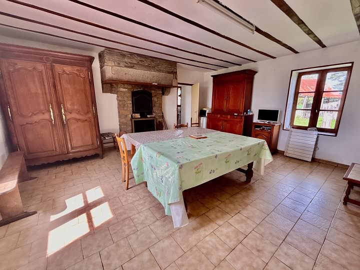 2 bed stone house for sale near Le Tanu