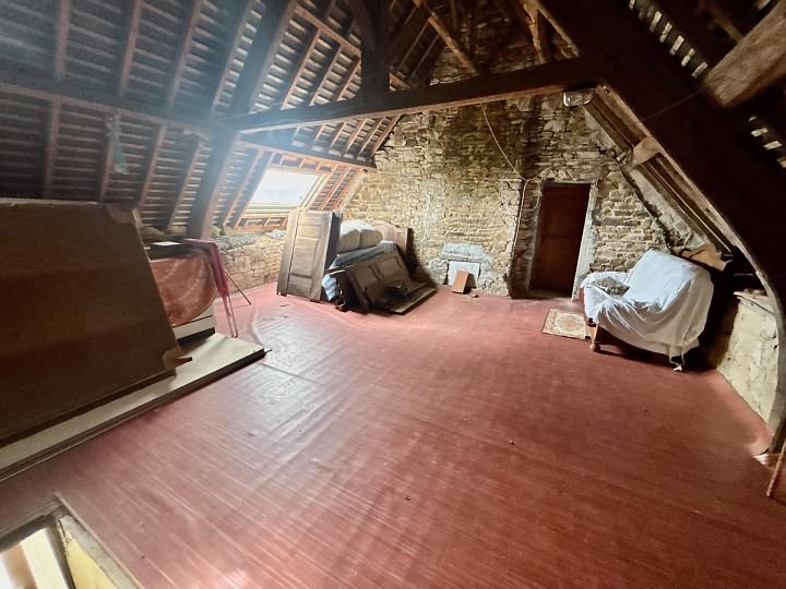 2 bed stone house for sale near Le Tanu