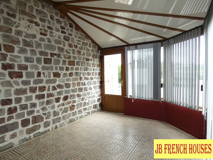 2 bed stone house for sale near Vengeons