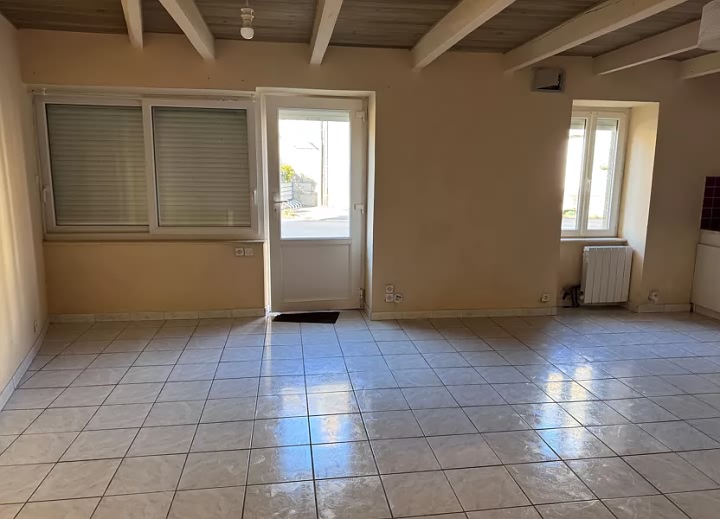 3 bed stone house for sale near Bonen