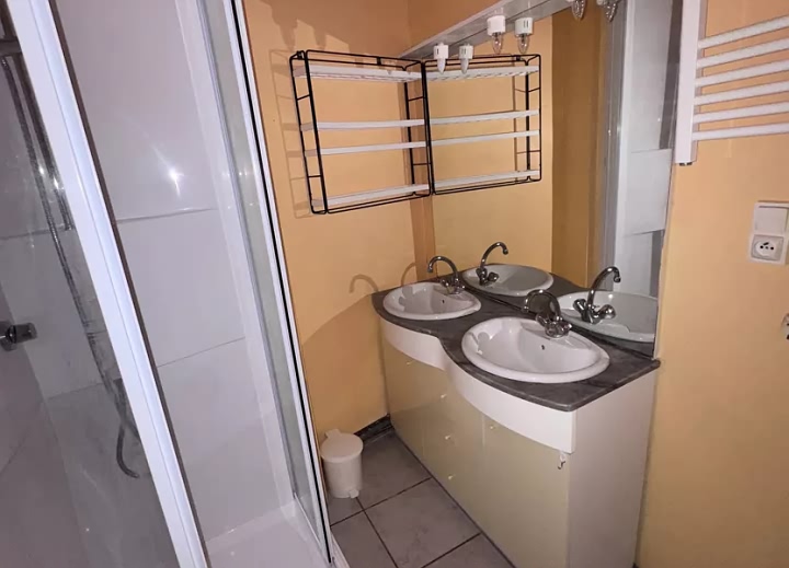 3 bed stone house for sale near Bonen