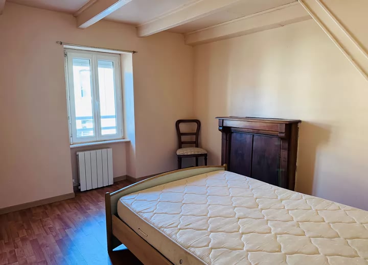 3 bed stone house for sale near Bonen