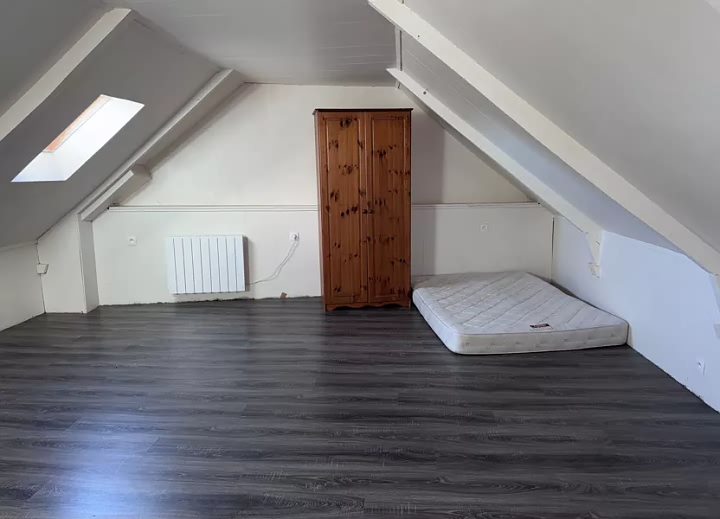 3 bed stone house for sale near Bonen
