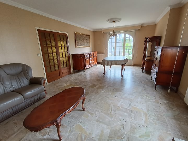 Maison en pierre de 3 chambres à vendre près de Bothoa