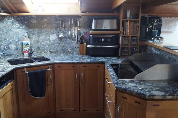3 bed stone house for sale near Keraden
