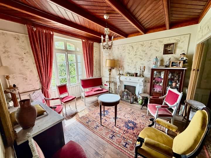 3 bed stone farmhouse for sale near Kergloff