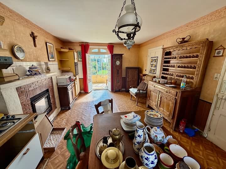 3 bed stone farmhouse for sale near Kergloff