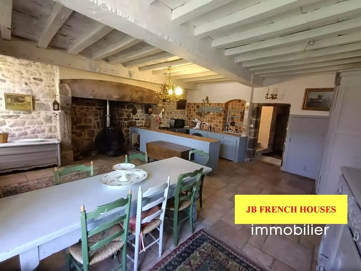 6 bed stone house for sale near Farges