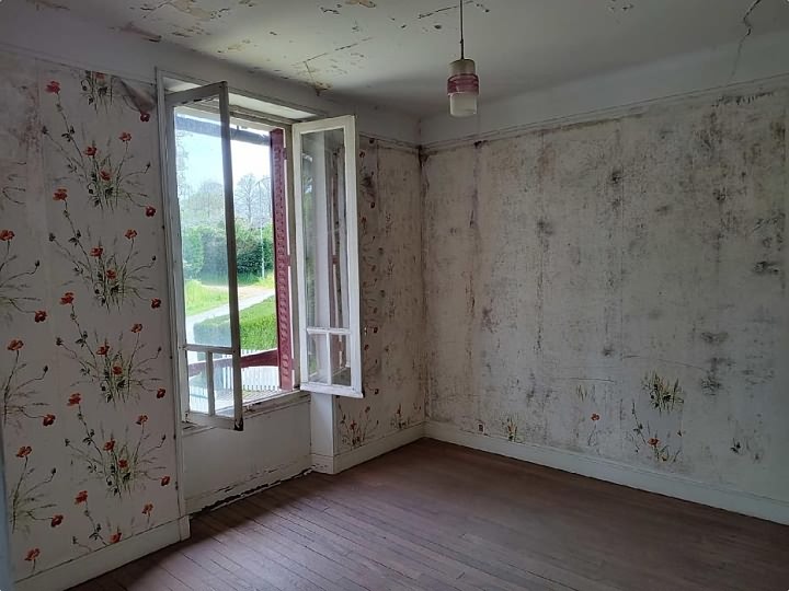 Natuurstenen huis met 5 slaapkamers te koop nabij Gest