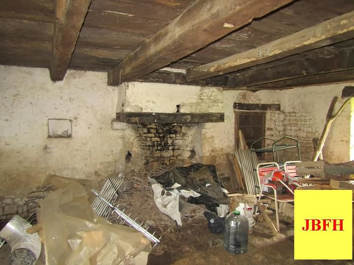 2 bed stone house for sale near Ardilleux