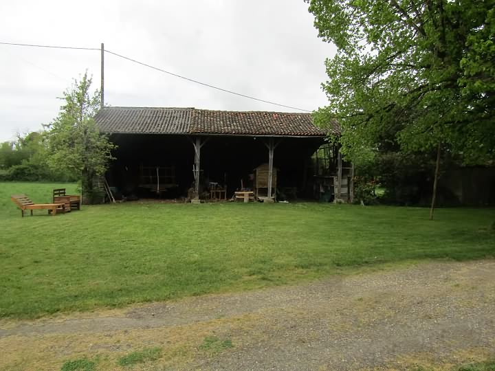 2 bed stone house for sale near Ardilleux