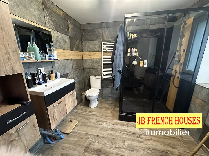 3 bed stone house for sale near Noth