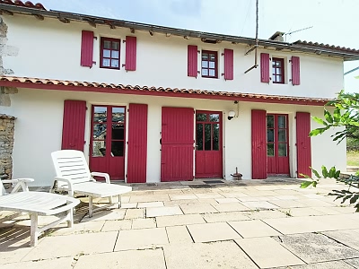 5 bed stone house for sale near Gentray