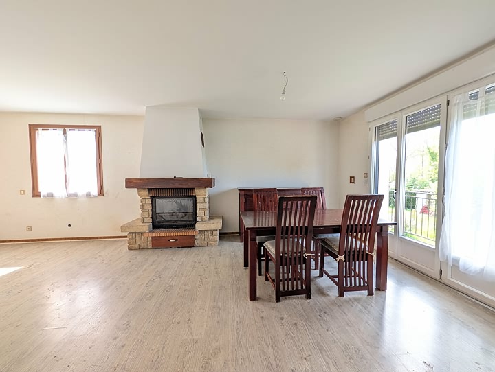 5 bed house for sale near Gentray