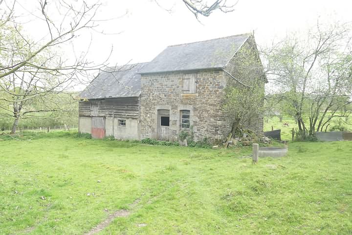 Stone barn to renovate near Vengeons