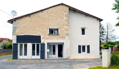 6 bed stone house for sale near Vanxains