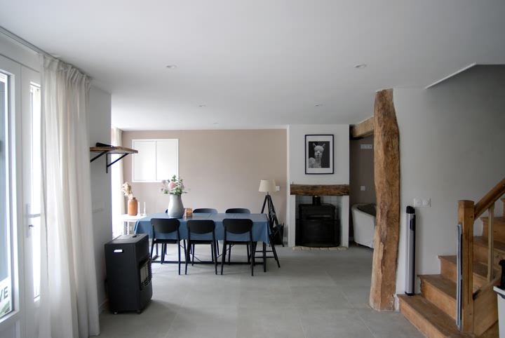 6 bed stone house for sale near Vanxains