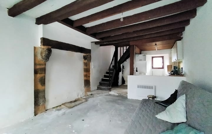 2 bed stone house for sale near Averton