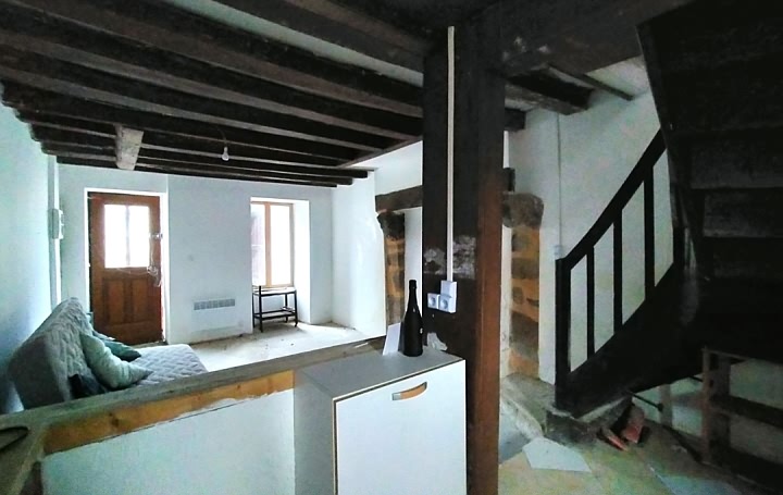 2 bed stone house for sale near Averton