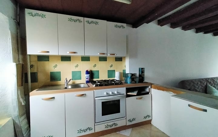 2 bed stone house for sale near Averton