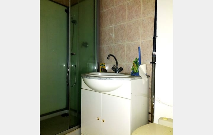 2 bed stone house for sale near Averton