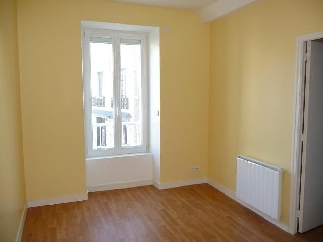 2 bed stone house for sale near Averton