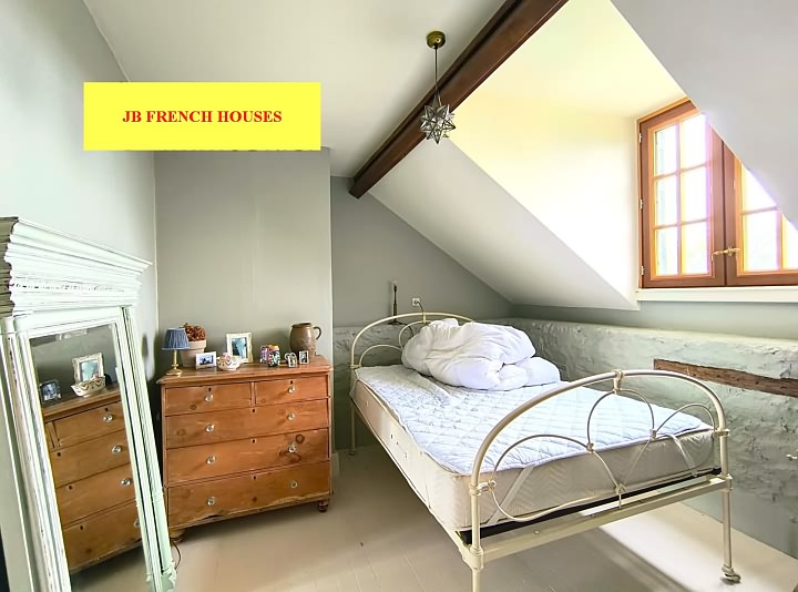 3 bed stone house for sale near Lesbois