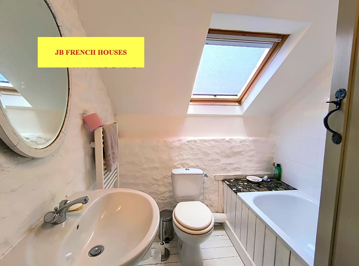 3 bed stone house for sale near Lesbois