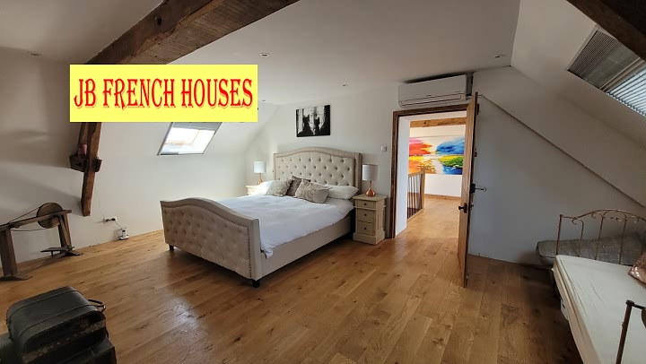 3 bed stone house for sale near Lesbois
