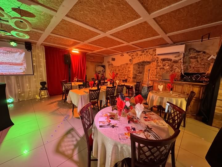 2 bed stone house for sale near Néhou