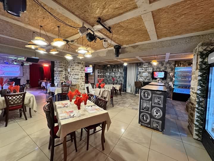 2 bed stone house for sale near Néhou